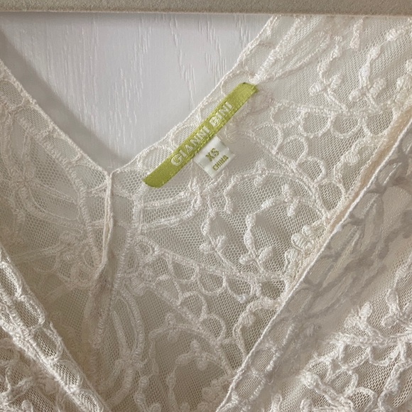 GIANNI BINI VINTAGE LACE TOP - Picture 2 of 3